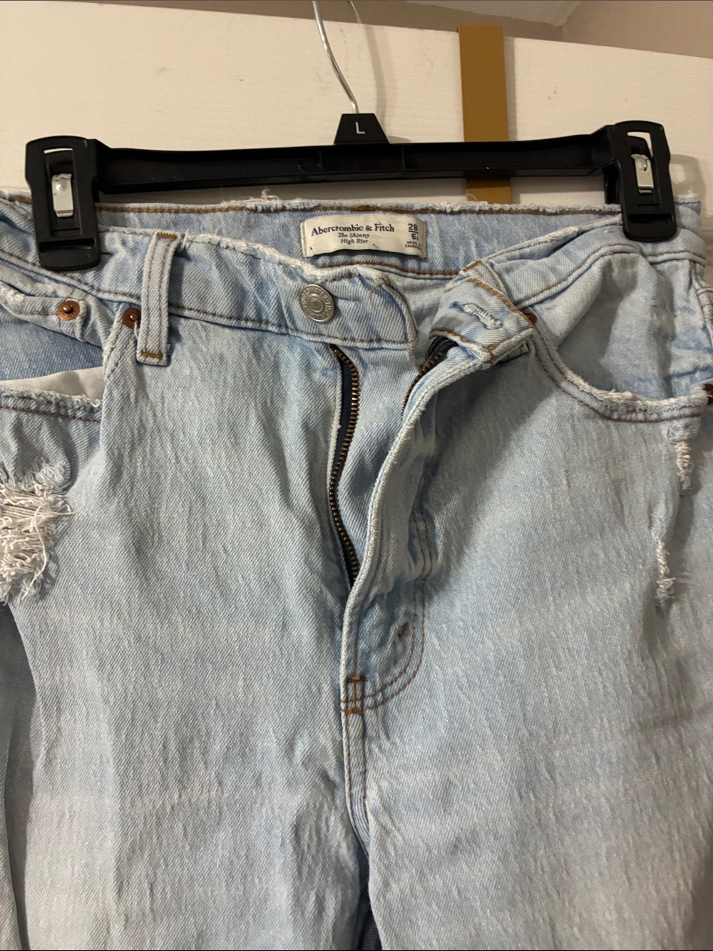 Abercrombie & Fitch - the skinny high rise women’s jeans - Picture 3 of 3